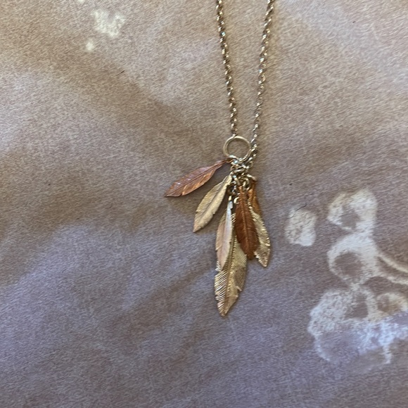 sterling silver feather necklace - Picture 3 of 4